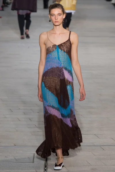 Look 47